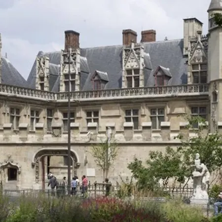 Guestready - A 5 Mins Du Pantheon Appartement *