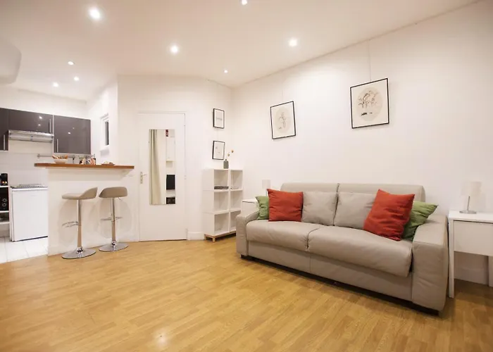 Guestready - A 5 Mins Du Pantheon *